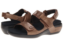 Aravon-Katy-Flat-Sandals-Size-9